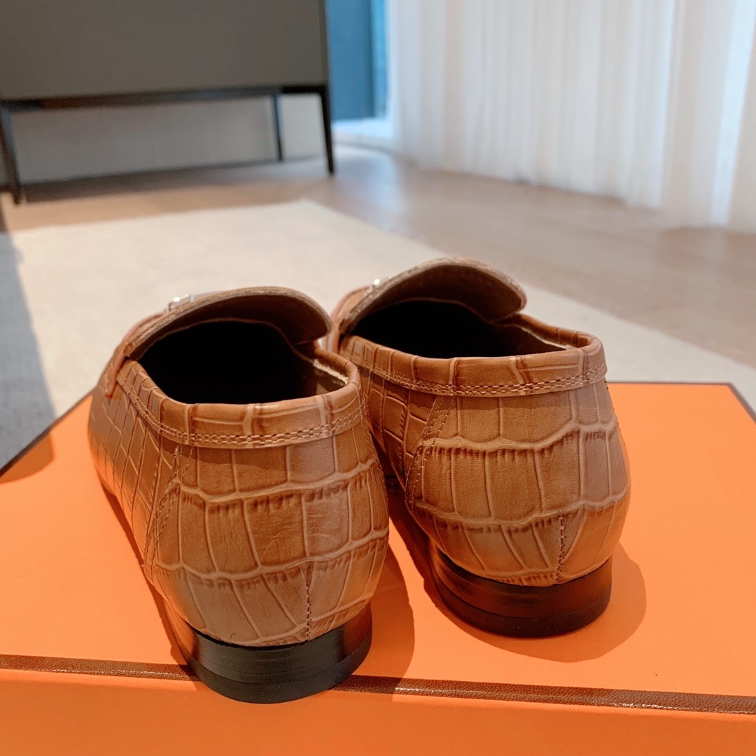 104 44123136 SIZE 35-41