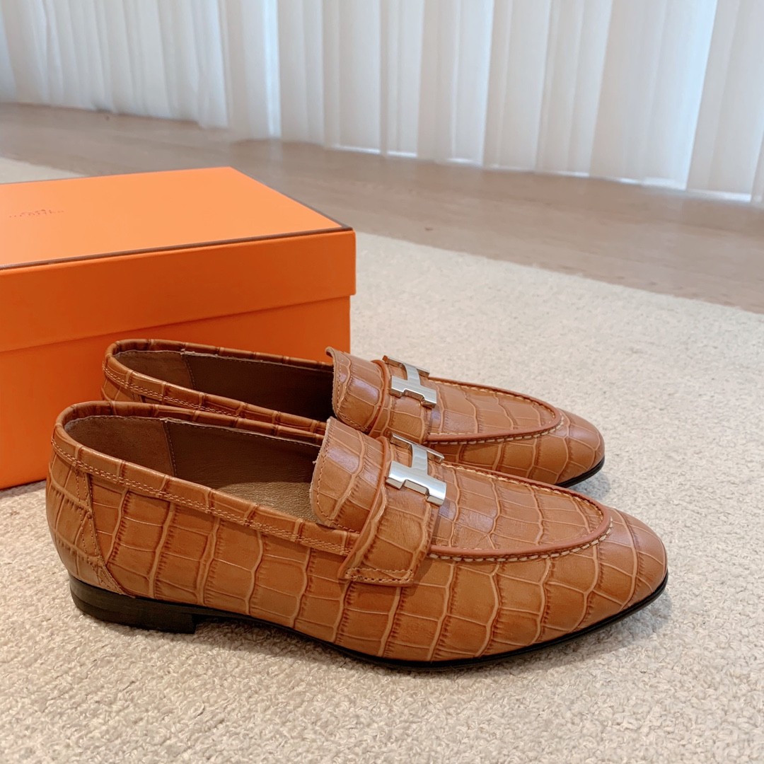 104 44123136 SIZE 35-41