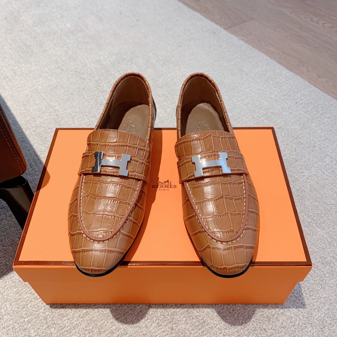 104 44123136 SIZE 35-41