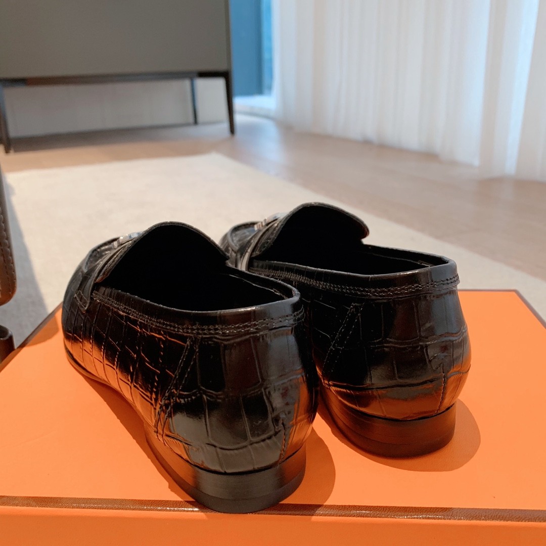 102 44123136 SIZE 35-41