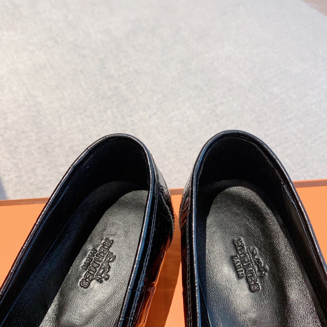 102 44123136 SIZE 35-41