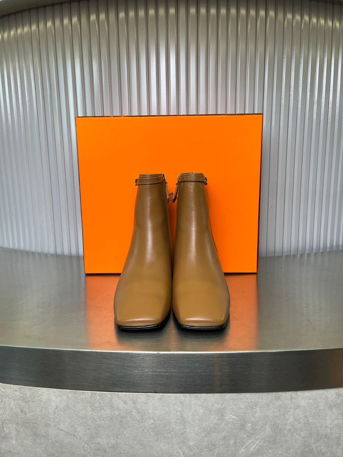 077 49123148 SIZE 35-40