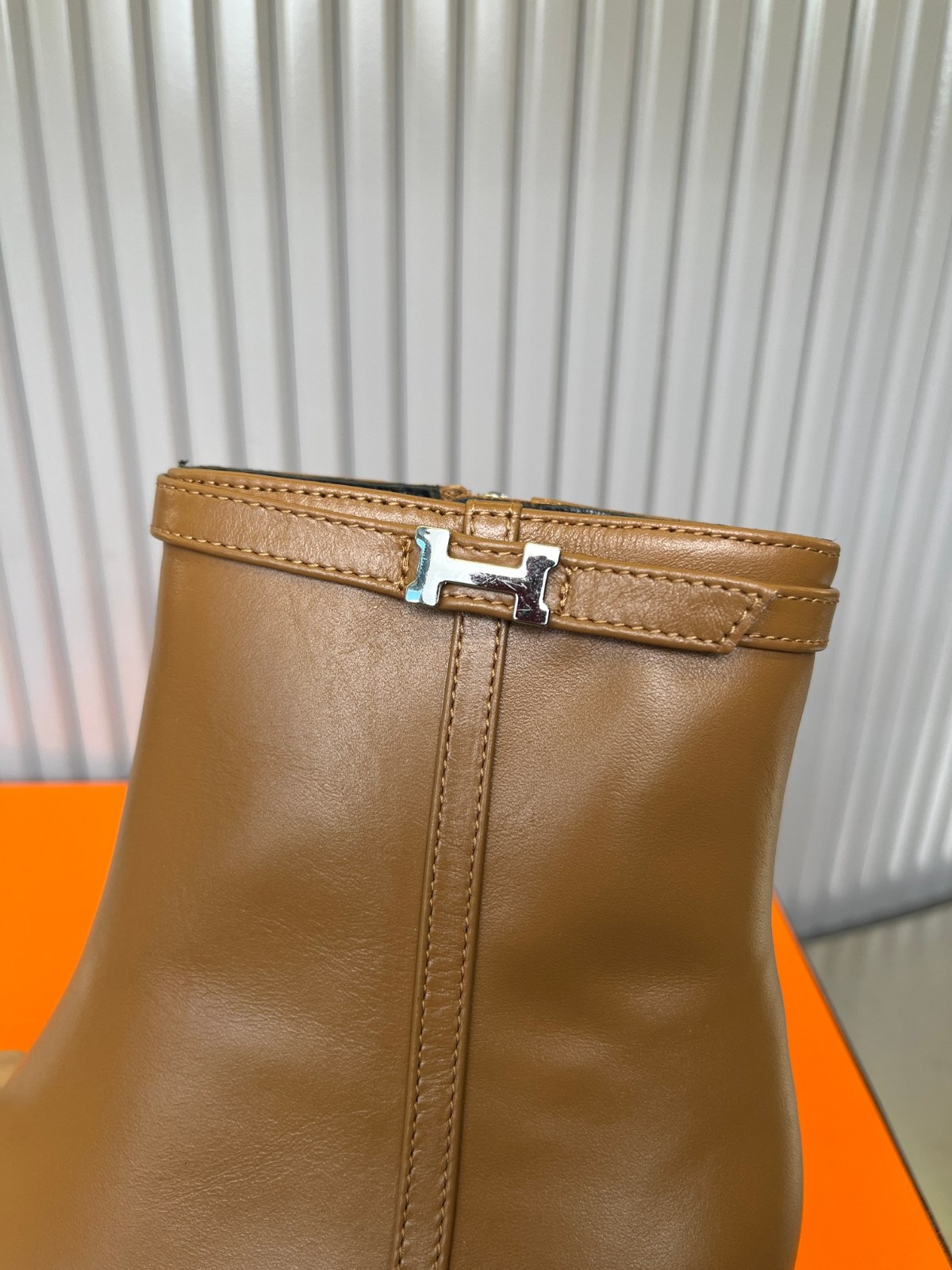 077 49123148 SIZE 35-40