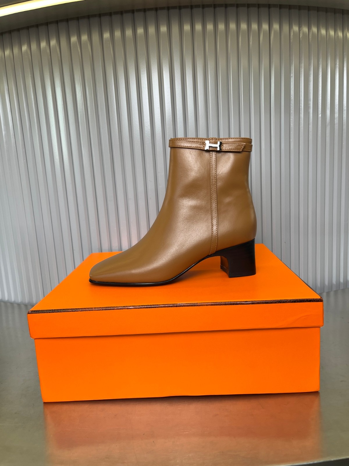 077 49123148 SIZE 35-40