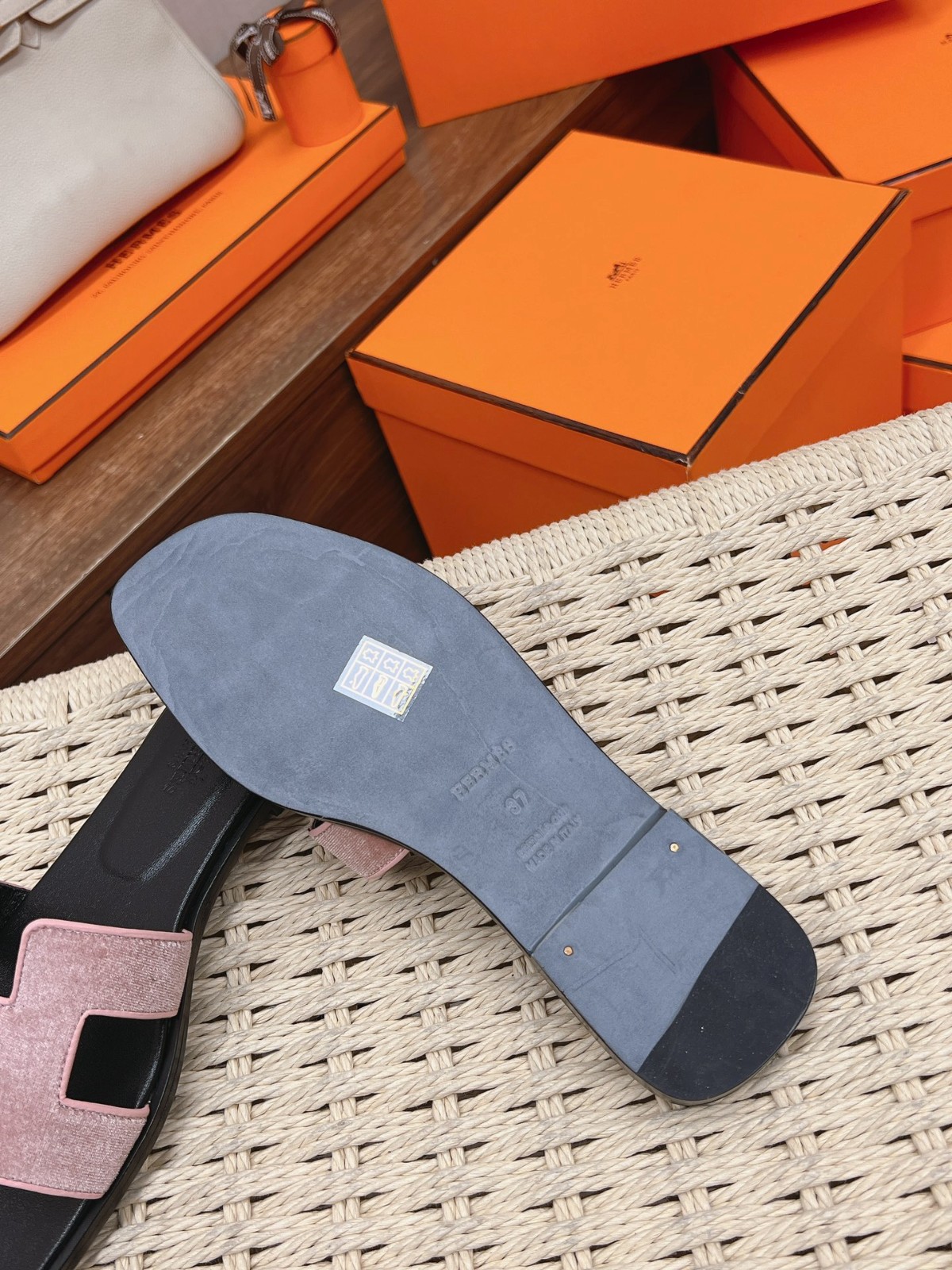 053 34123113 SIZE 35-40
