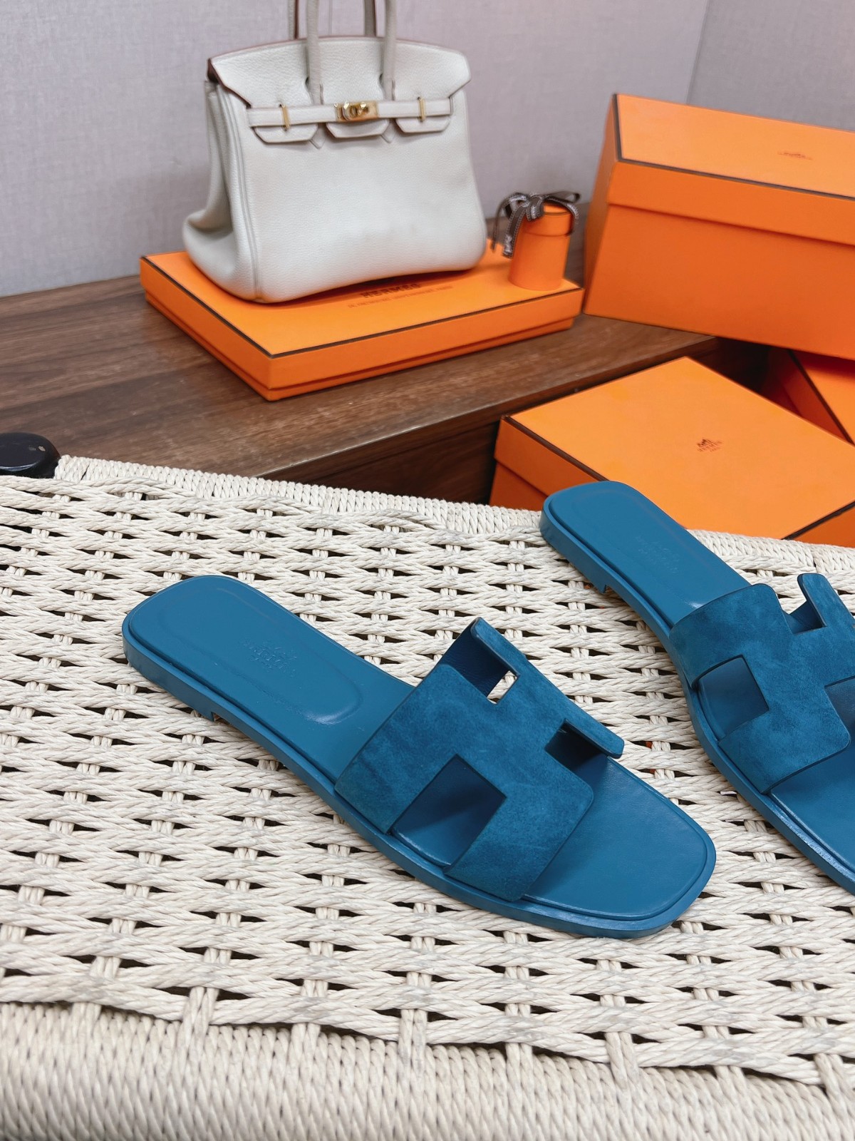 046 34123113 SIZE 35-40