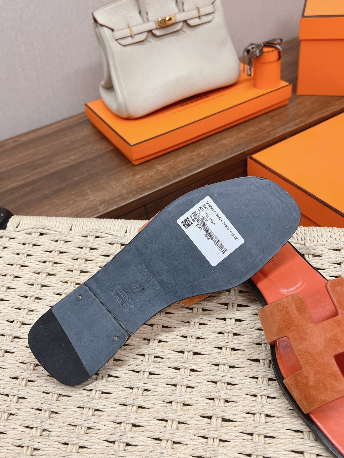 044 34123113 SIZE 35-40