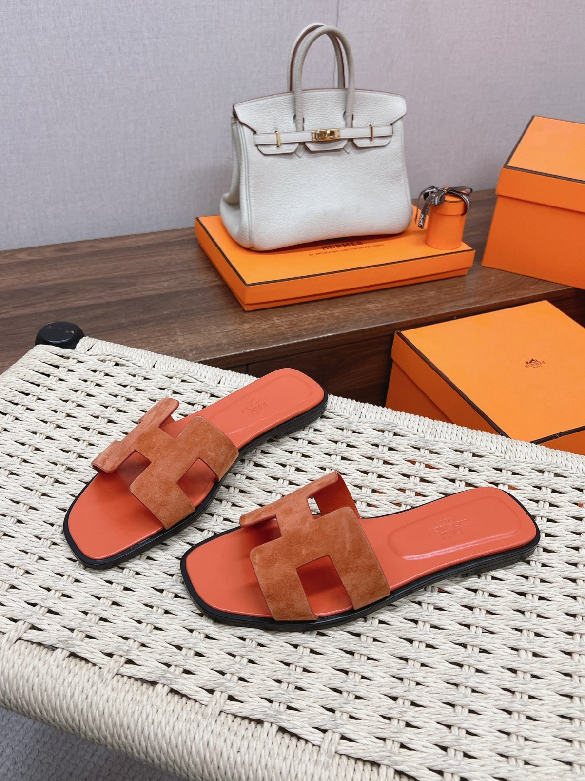 044 34123113 SIZE 35-40