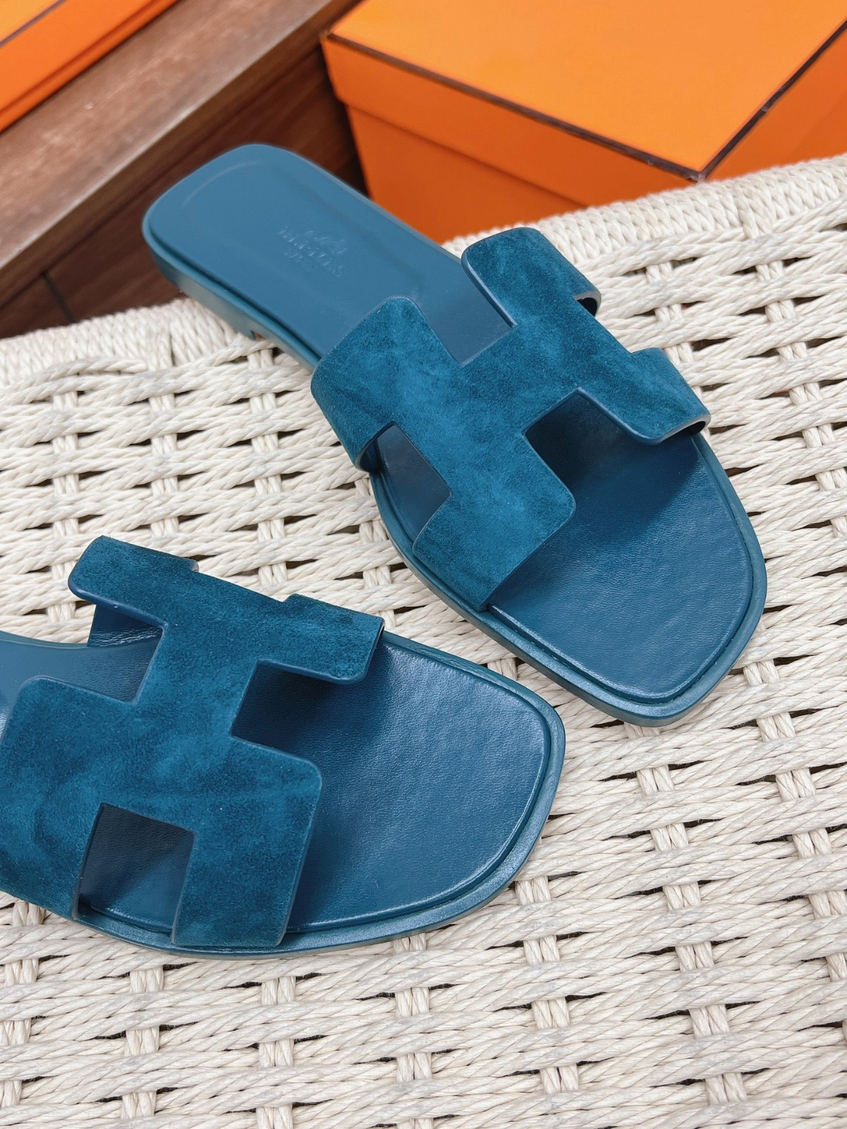 043 34123113 SIZE 35-40