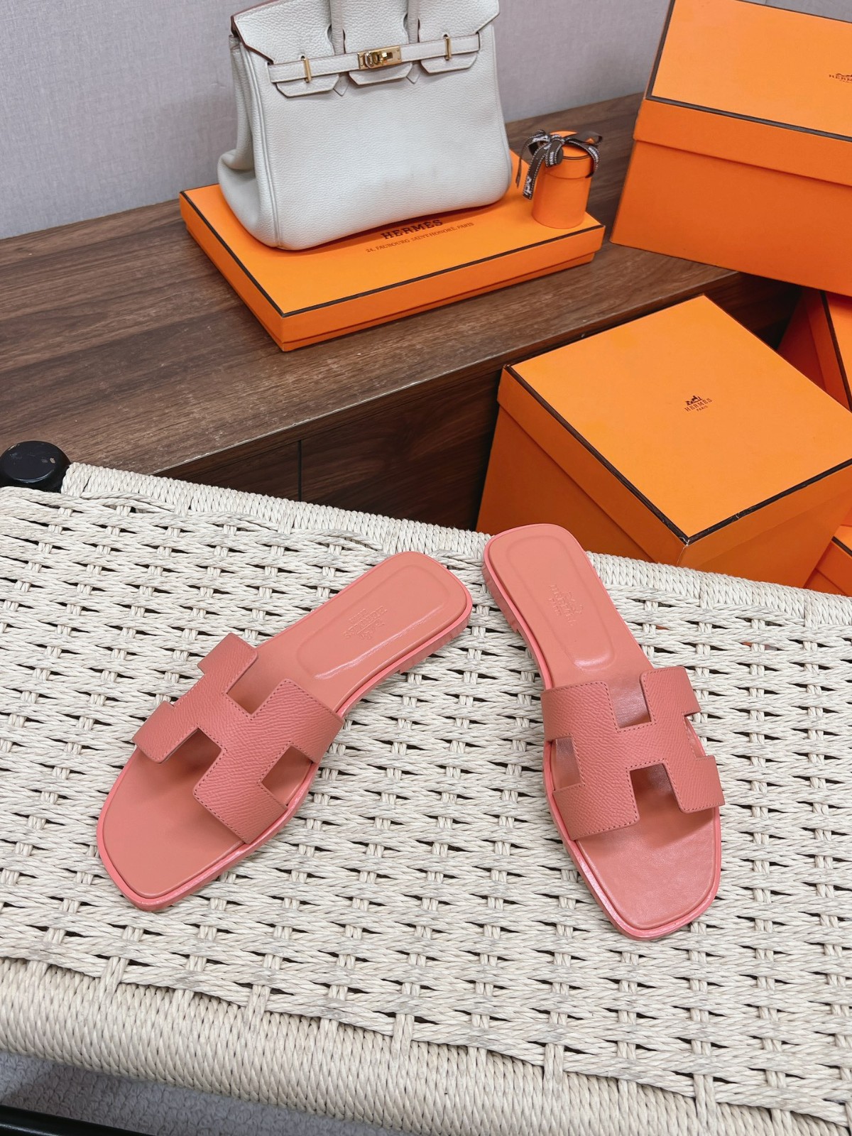 039 34123113 SIZE 35-40