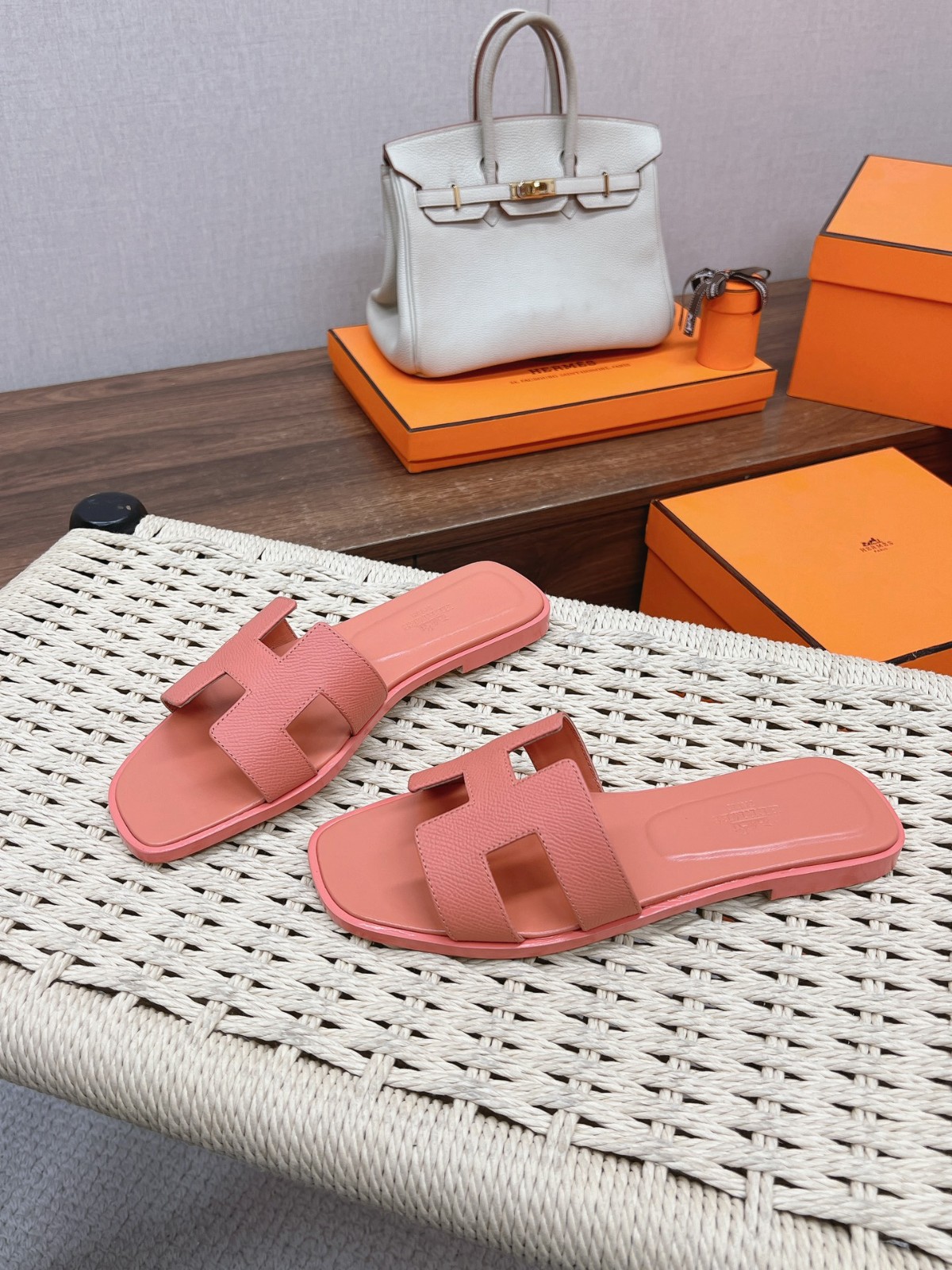 039 34123113 SIZE 35-40