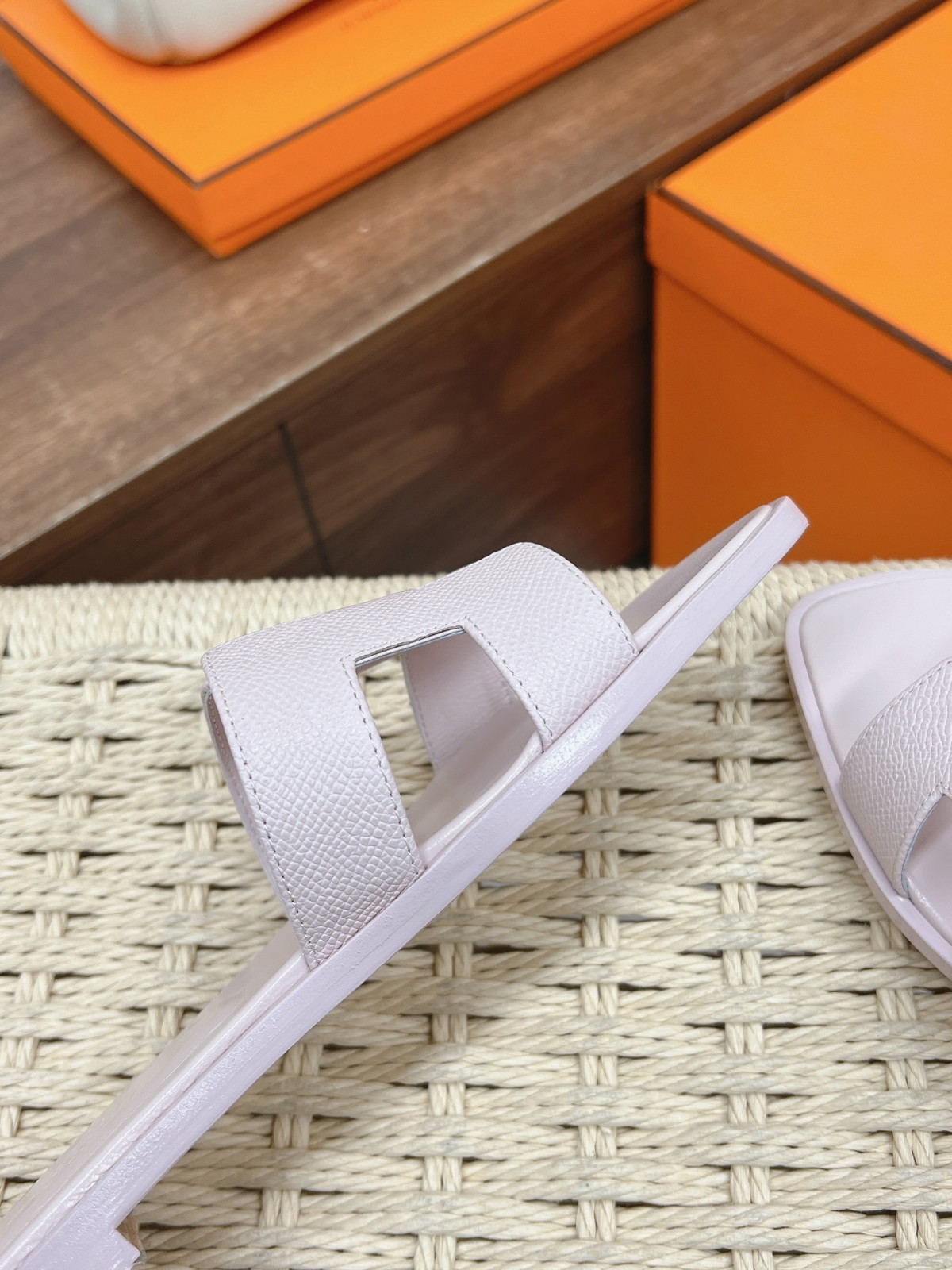 037 34123113 SIZE 35-40