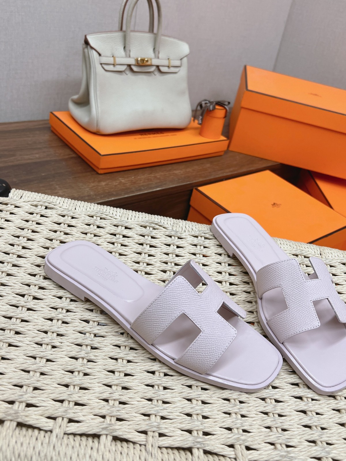 037 34123113 SIZE 35-40