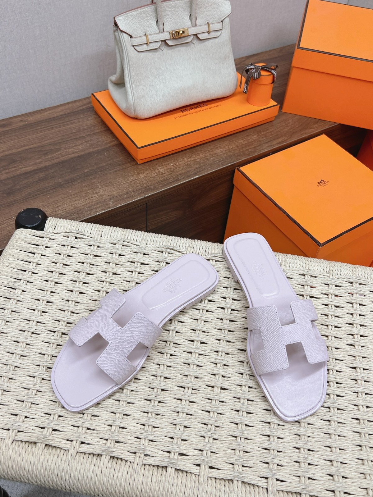 037 34123113 SIZE 35-40