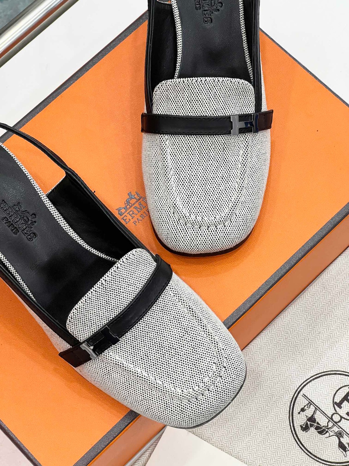 019 36123132 size 35-42