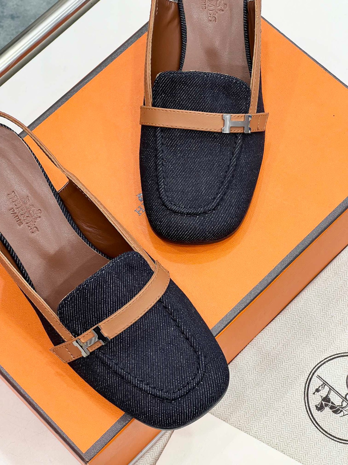 017 36123132 size 35-42