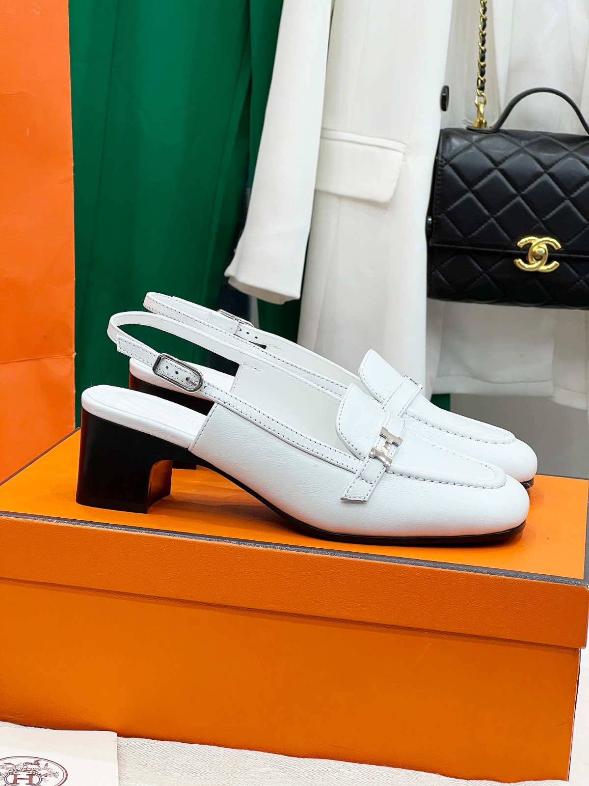 016 36123132 size 35-42