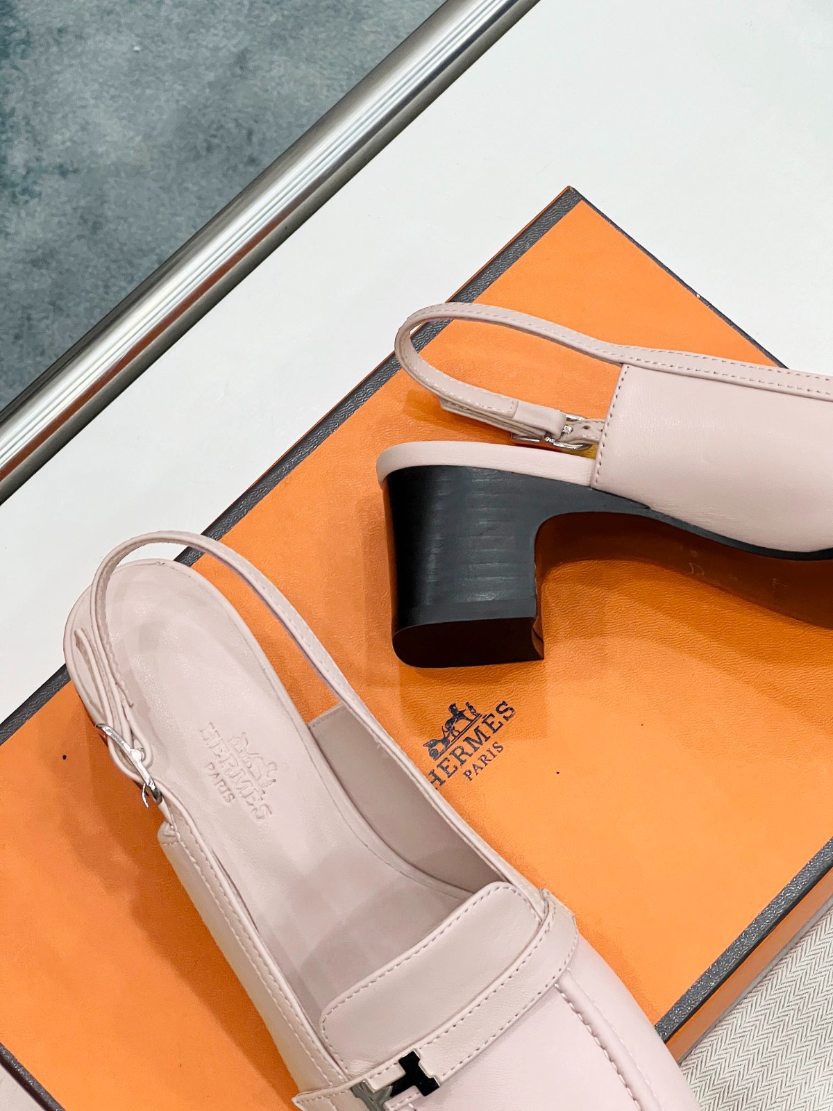 014 36123132 size 35-42