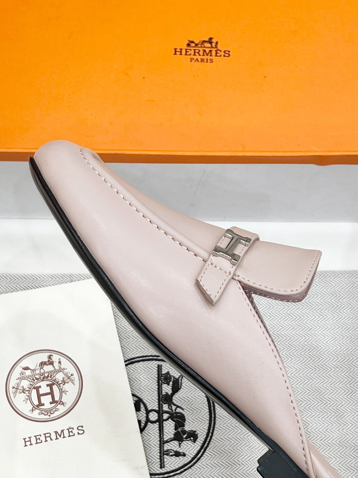 008 36123132 size 35-42
