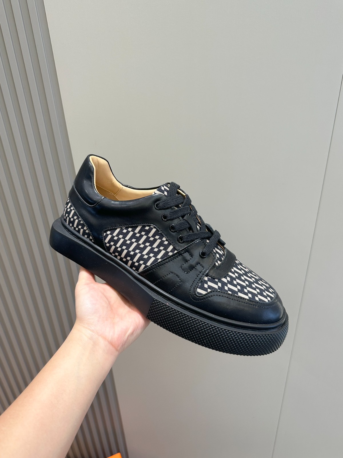 007 43123184 size 38-45