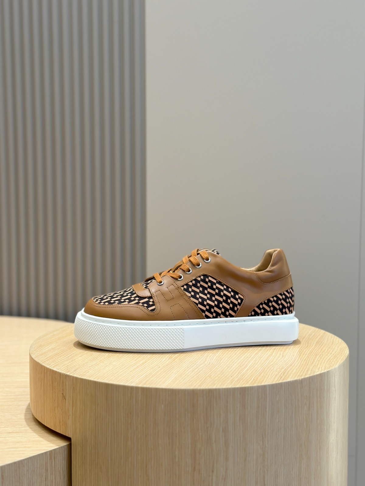 003 43123184 size 38-45