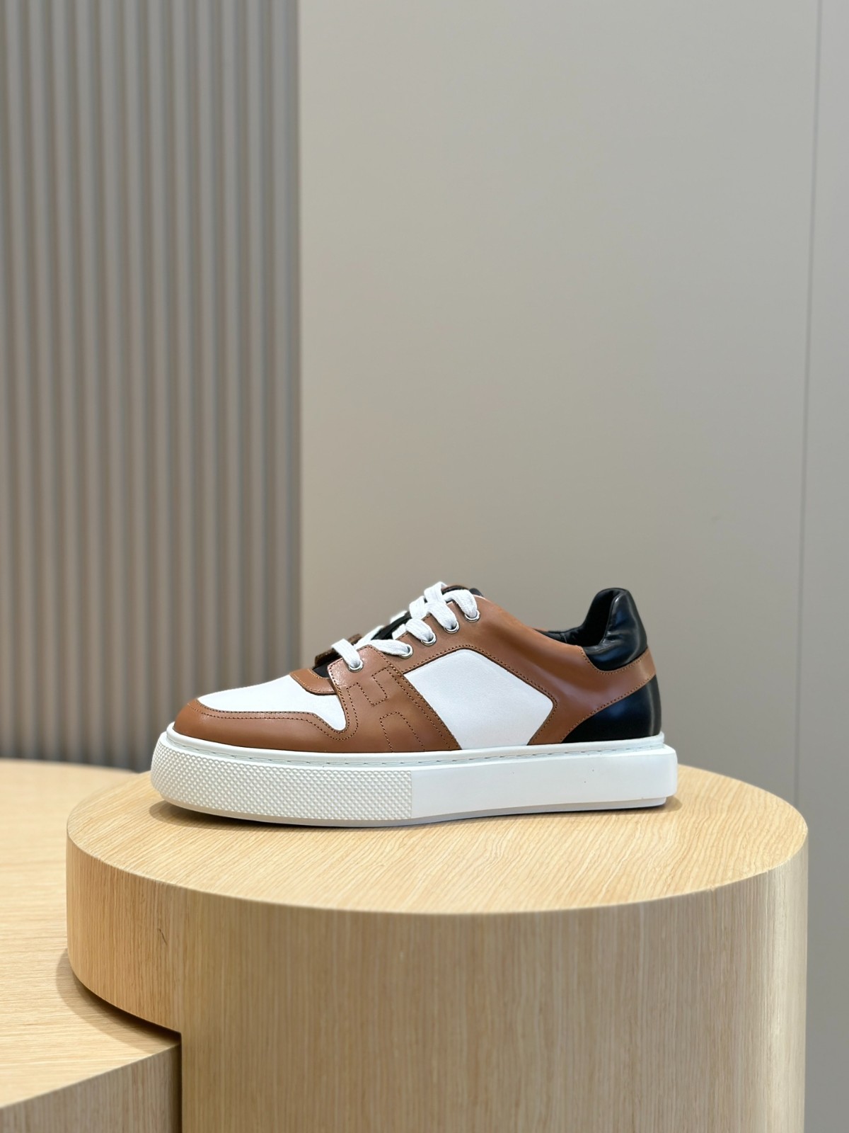 001 43123184 size 38-45