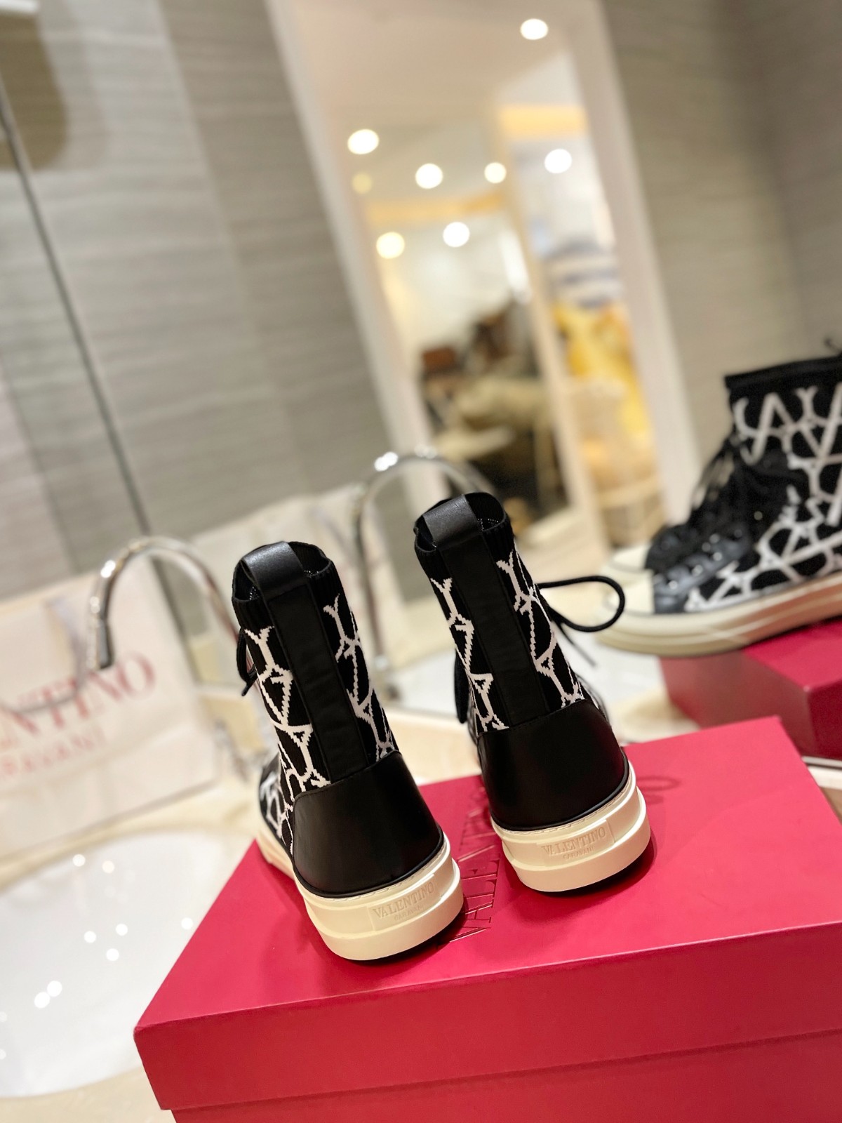 076 32123109 SIZE 35-42