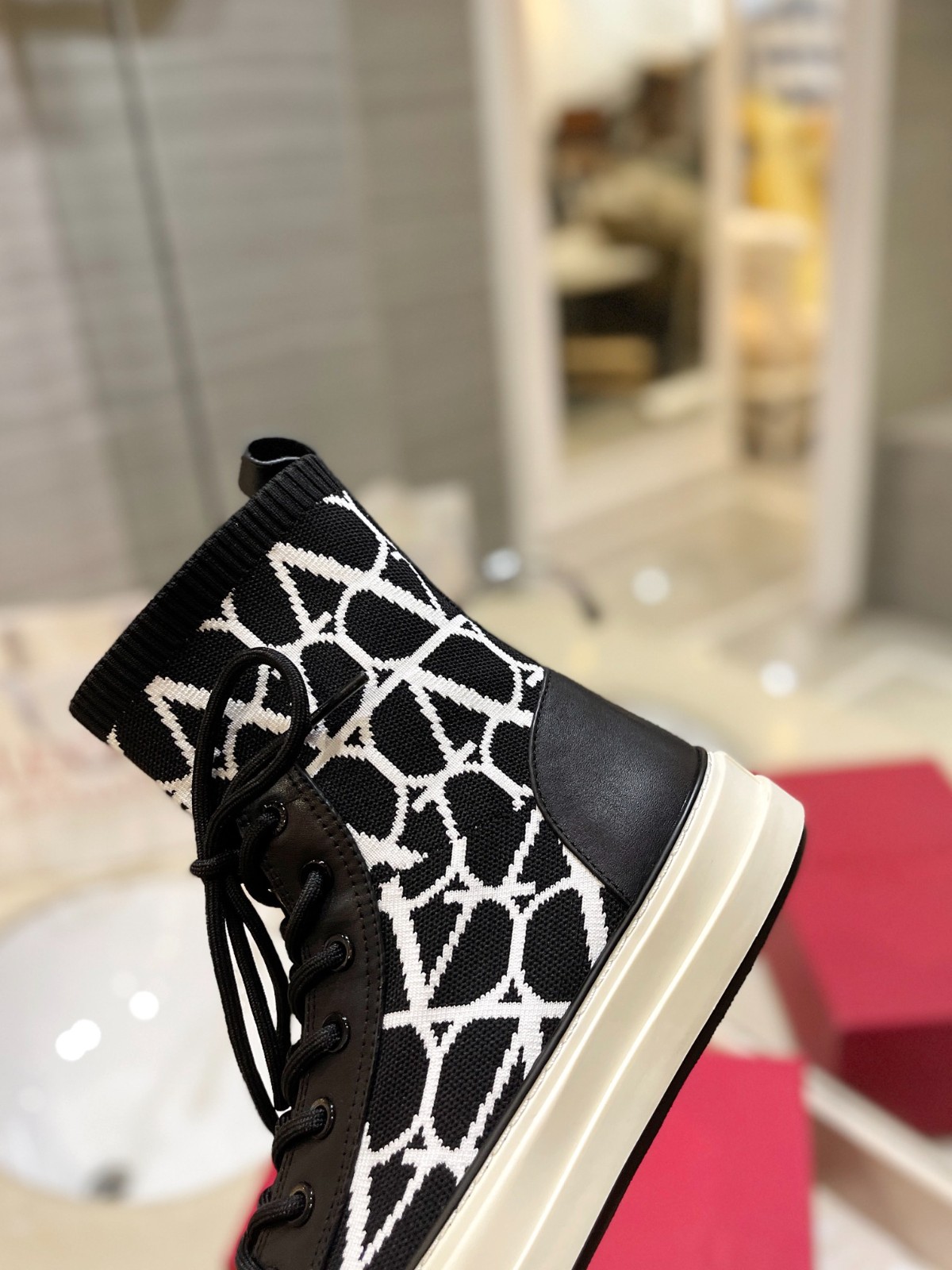 076 32123109 SIZE 35-42