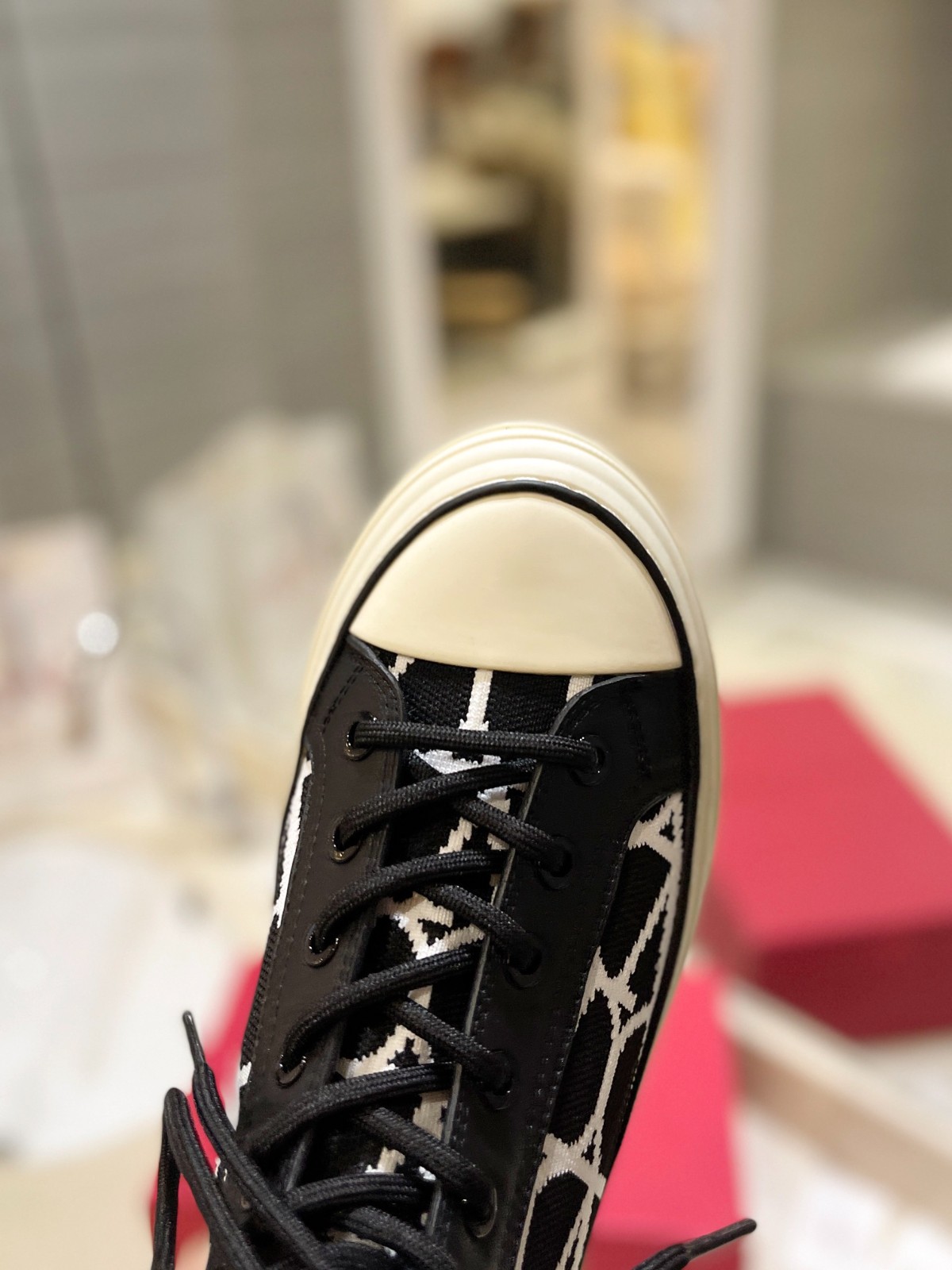 076 32123109 SIZE 35-42