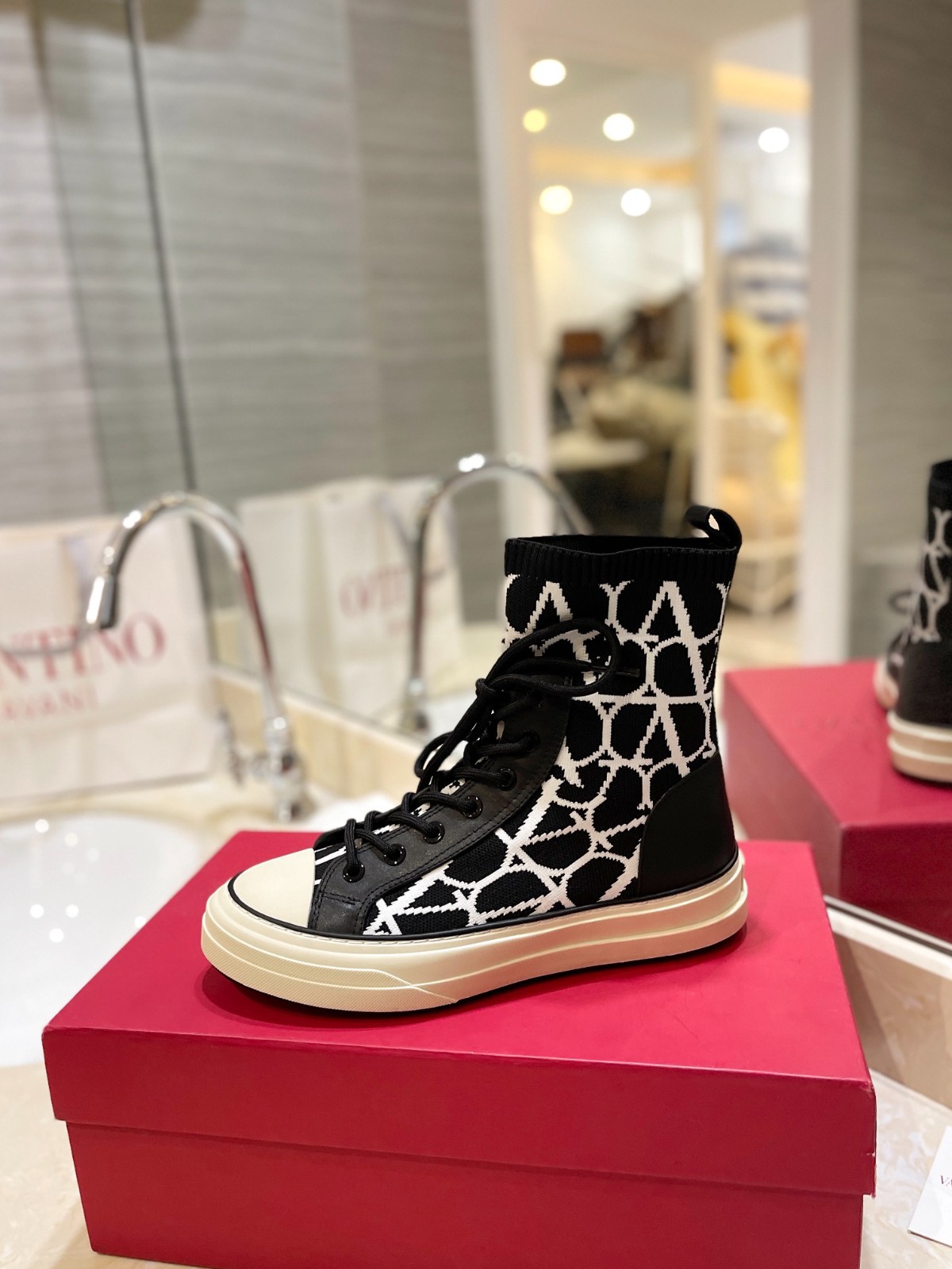 076 32123109 SIZE 35-42