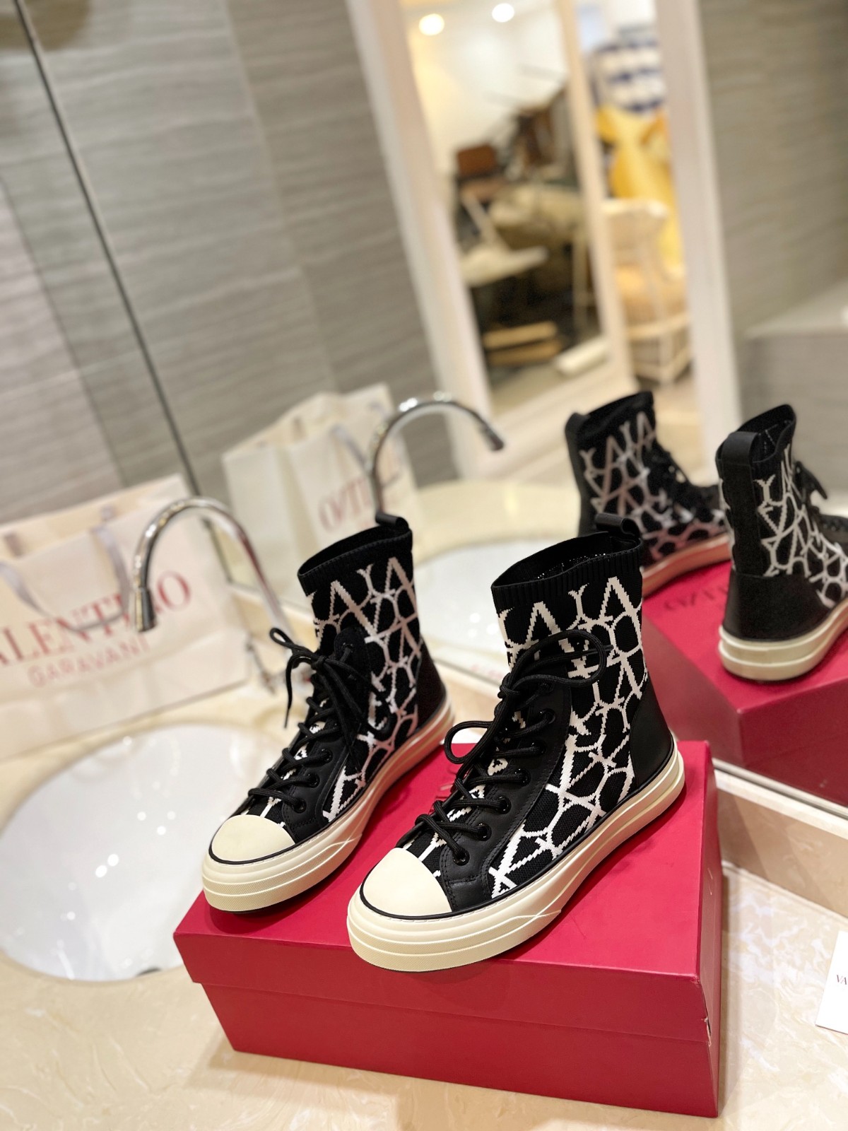 076 32123109 SIZE 35-42