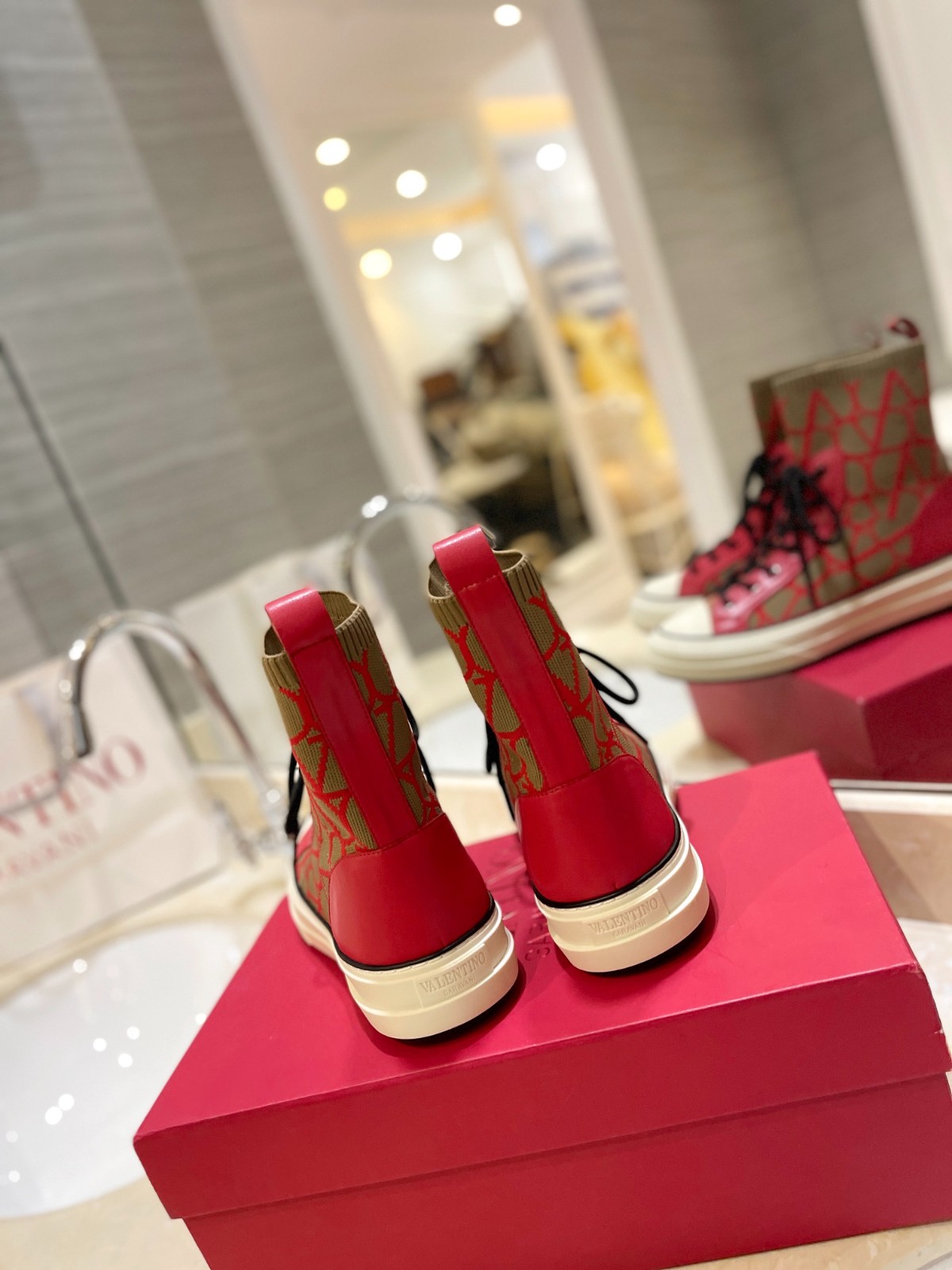 073 32123109 SIZE 35-42