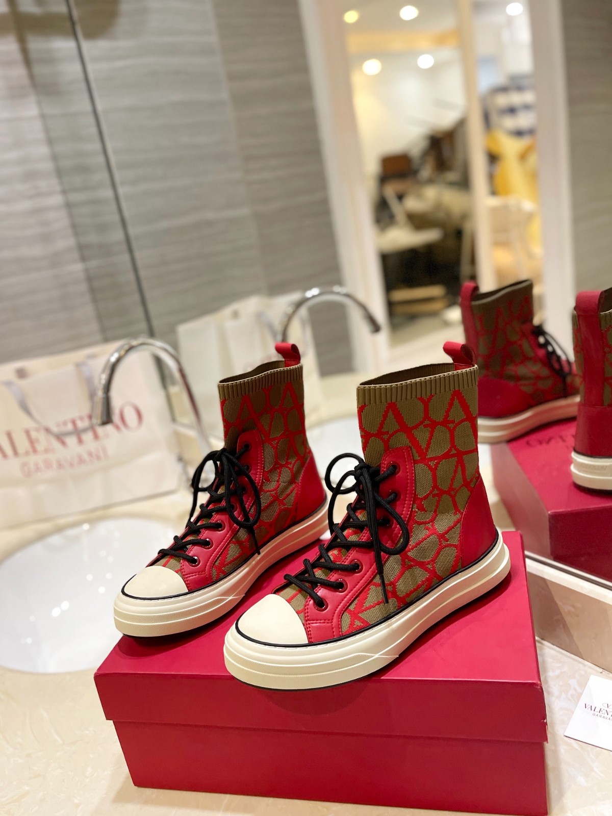 073 32123109 SIZE 35-42