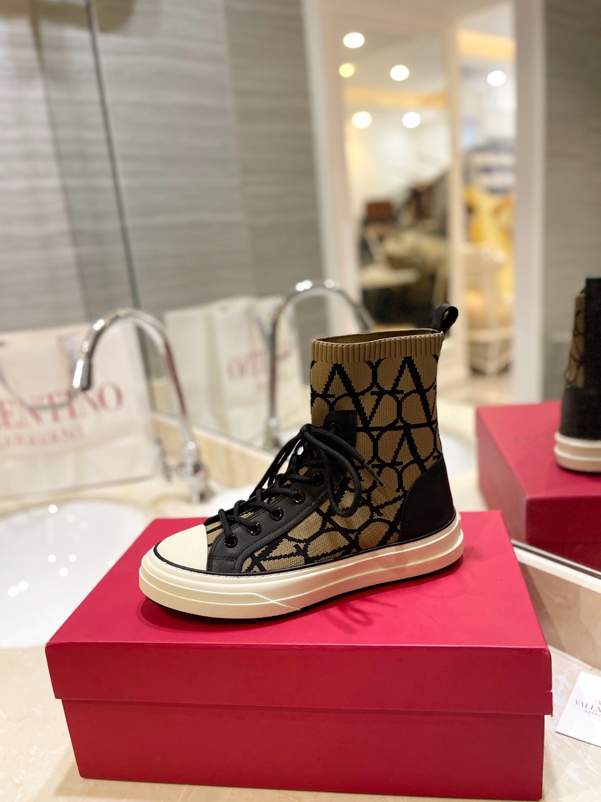 072 32123109 SIZE 35-42