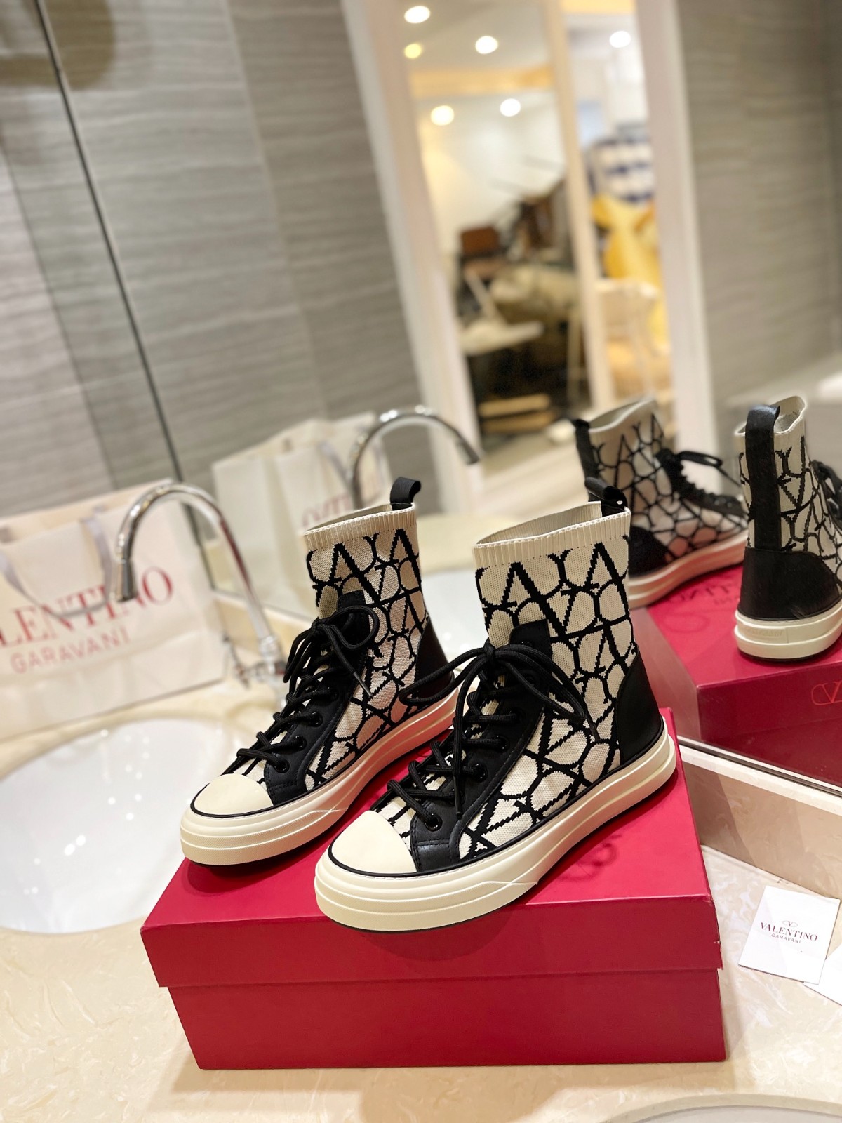070 32123109 SIZE 35-42