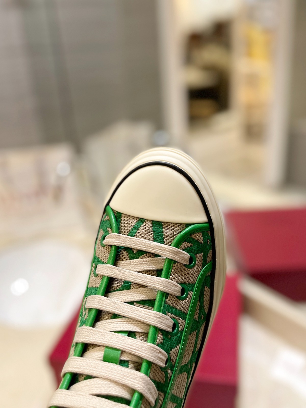 067 32123109 SIZE 35-46