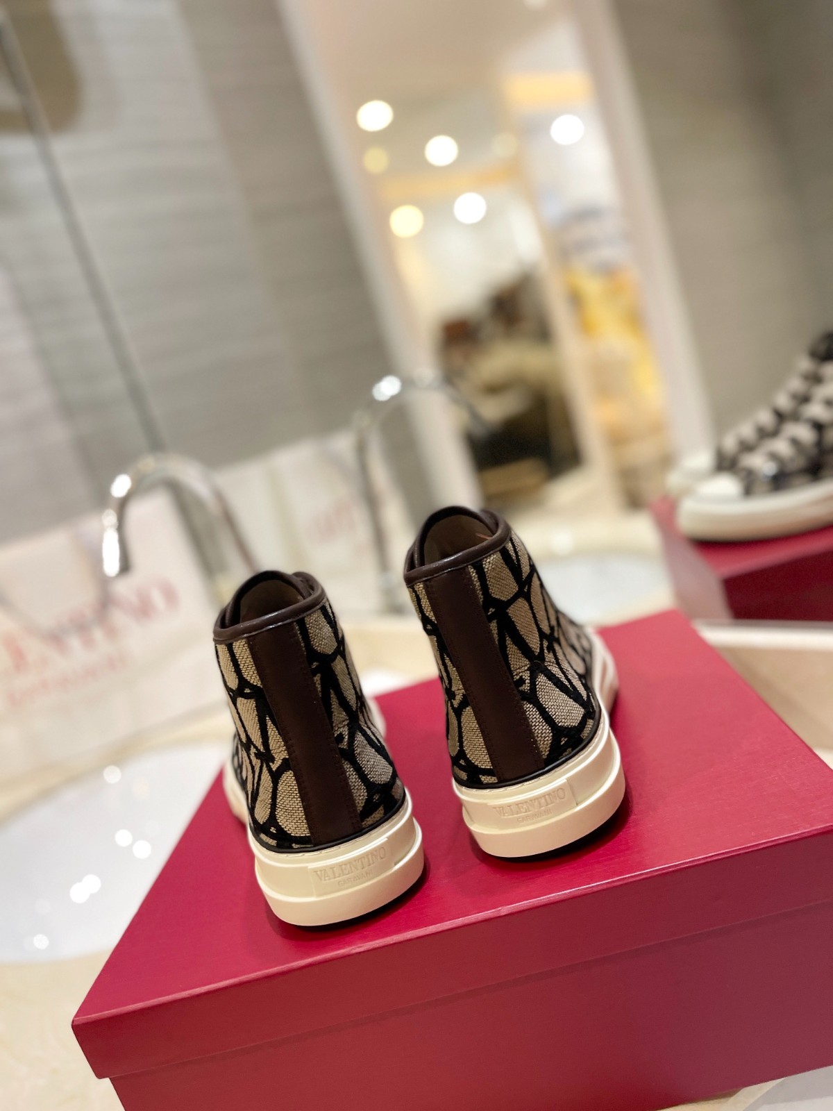063 32123109 SIZE 35-46