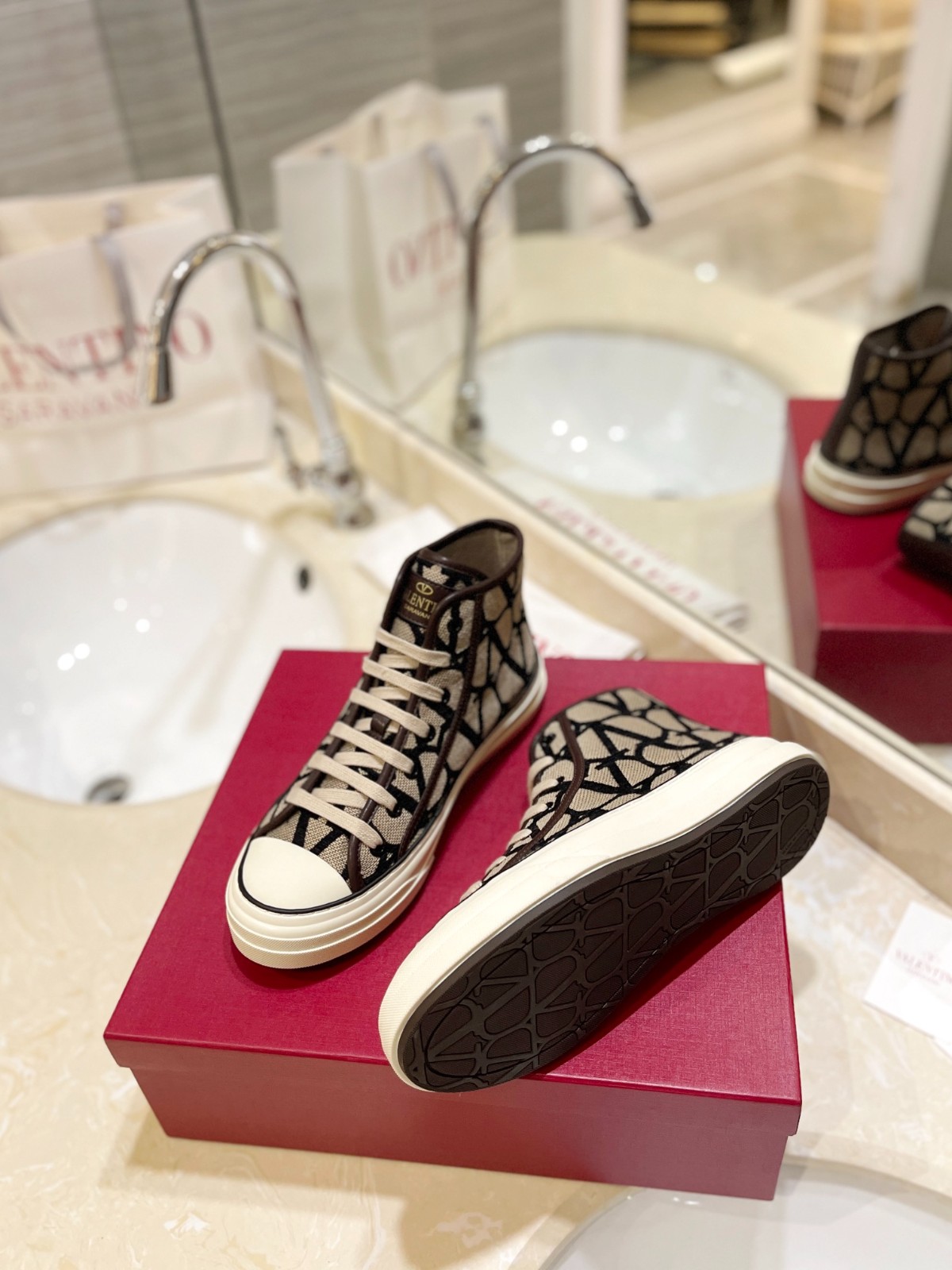063 32123109 SIZE 35-46