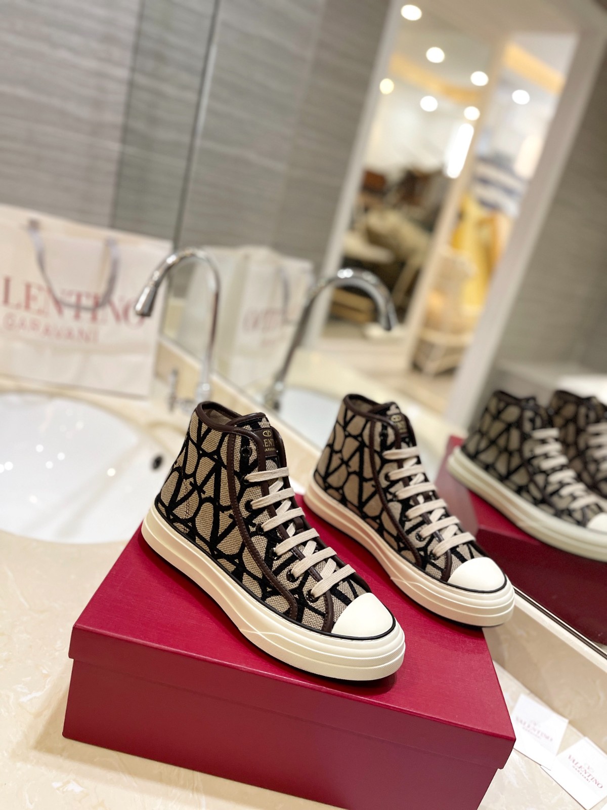 063 32123109 SIZE 35-46
