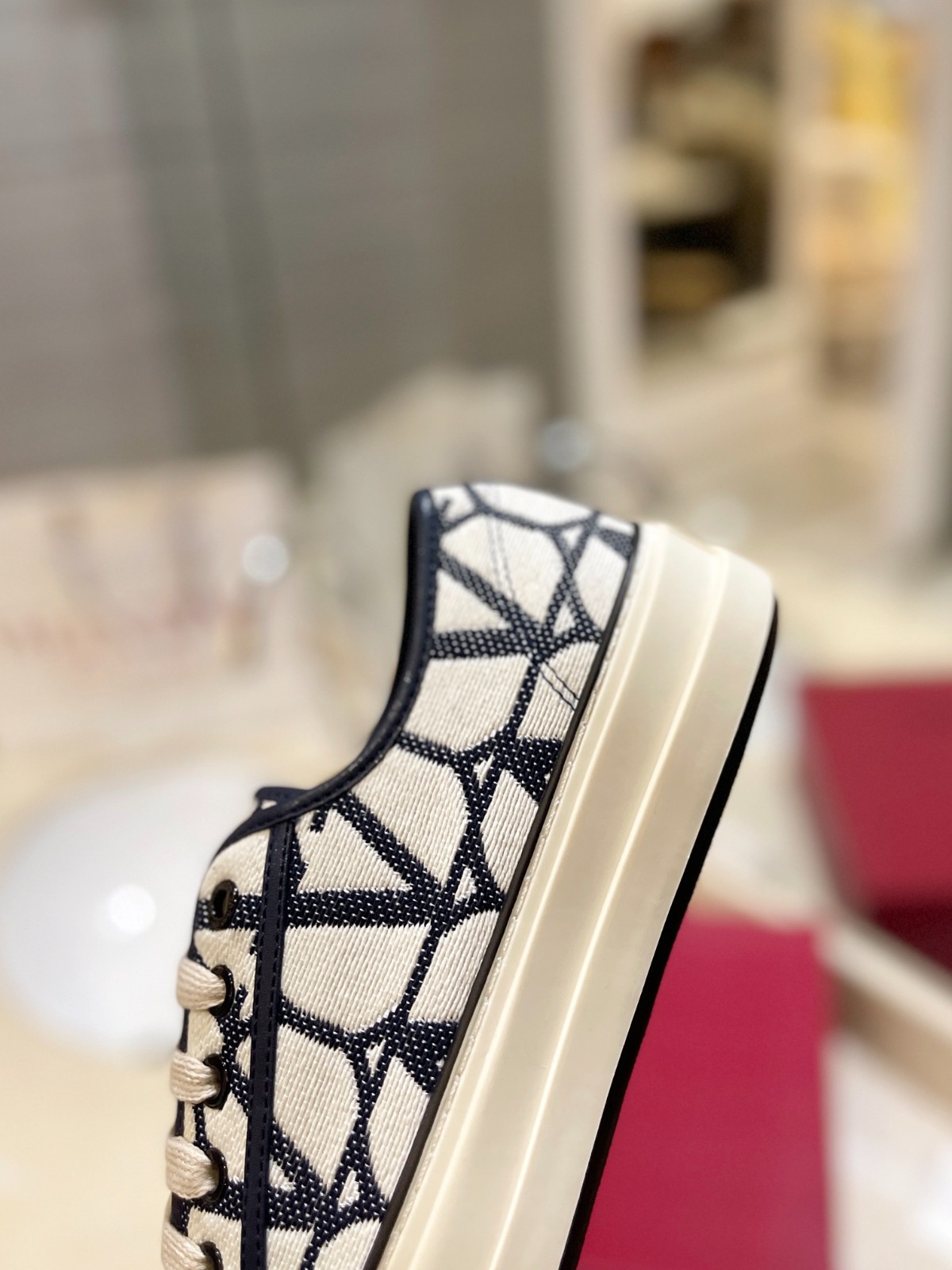 060 30123104 SIZE 35-46