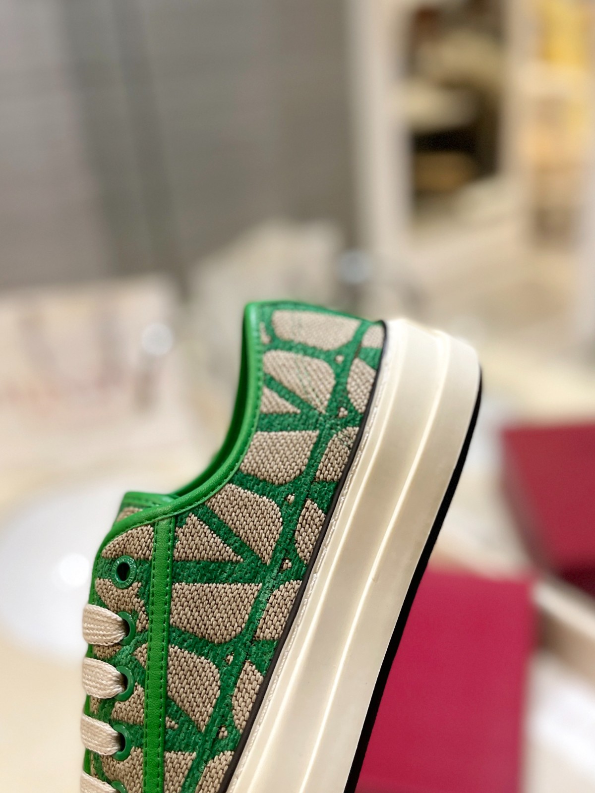 054 30123104 SIZE 35-46