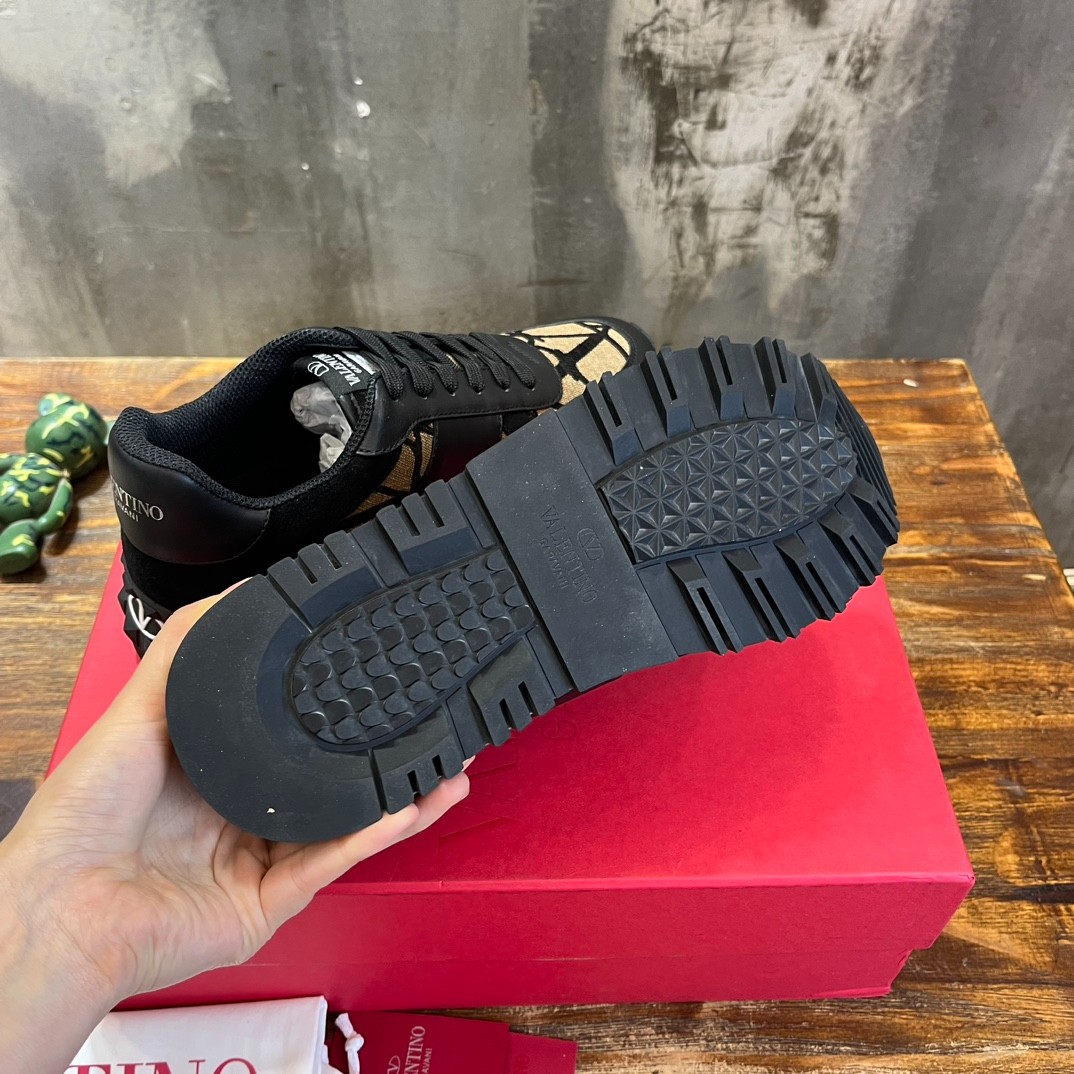 032 48123146 SIZE 38-45