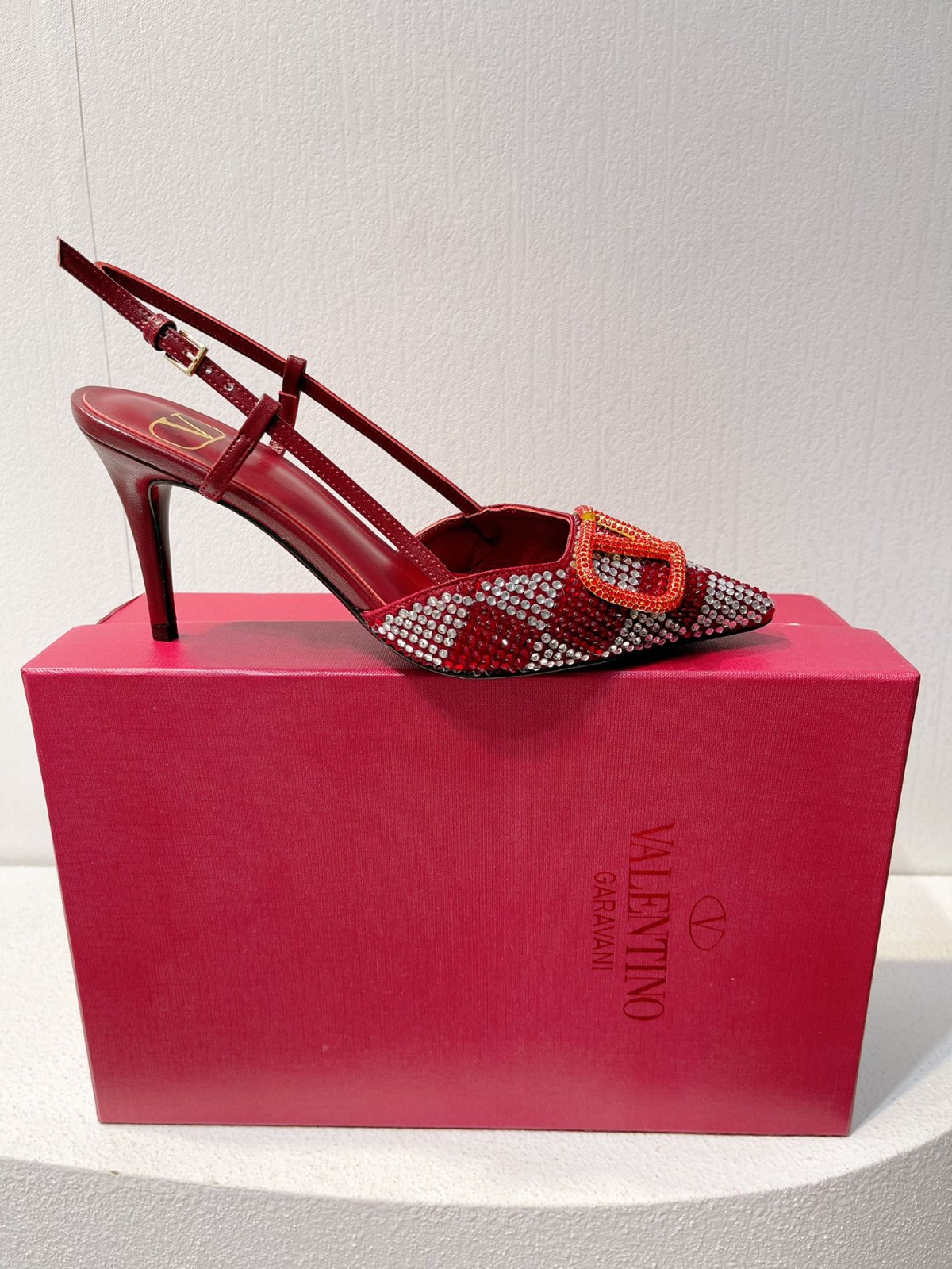 088 38123123 SIZE 35-43