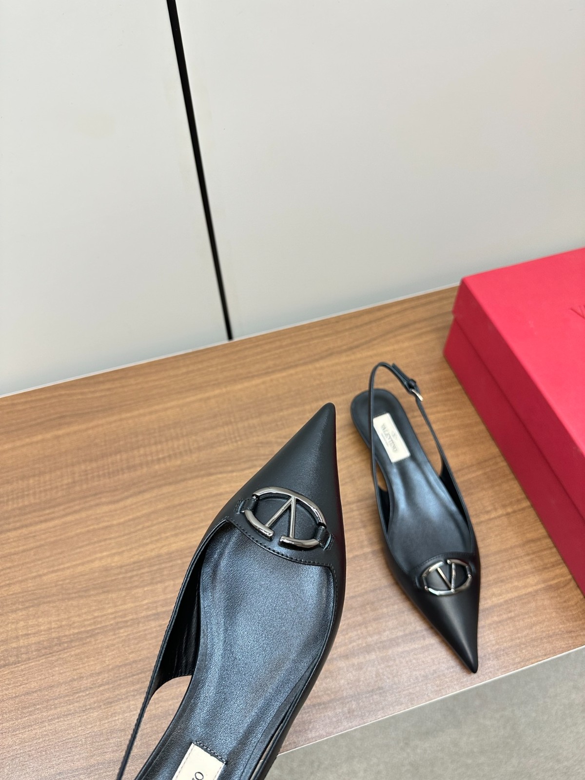 056 41123130 SIZE 35-41