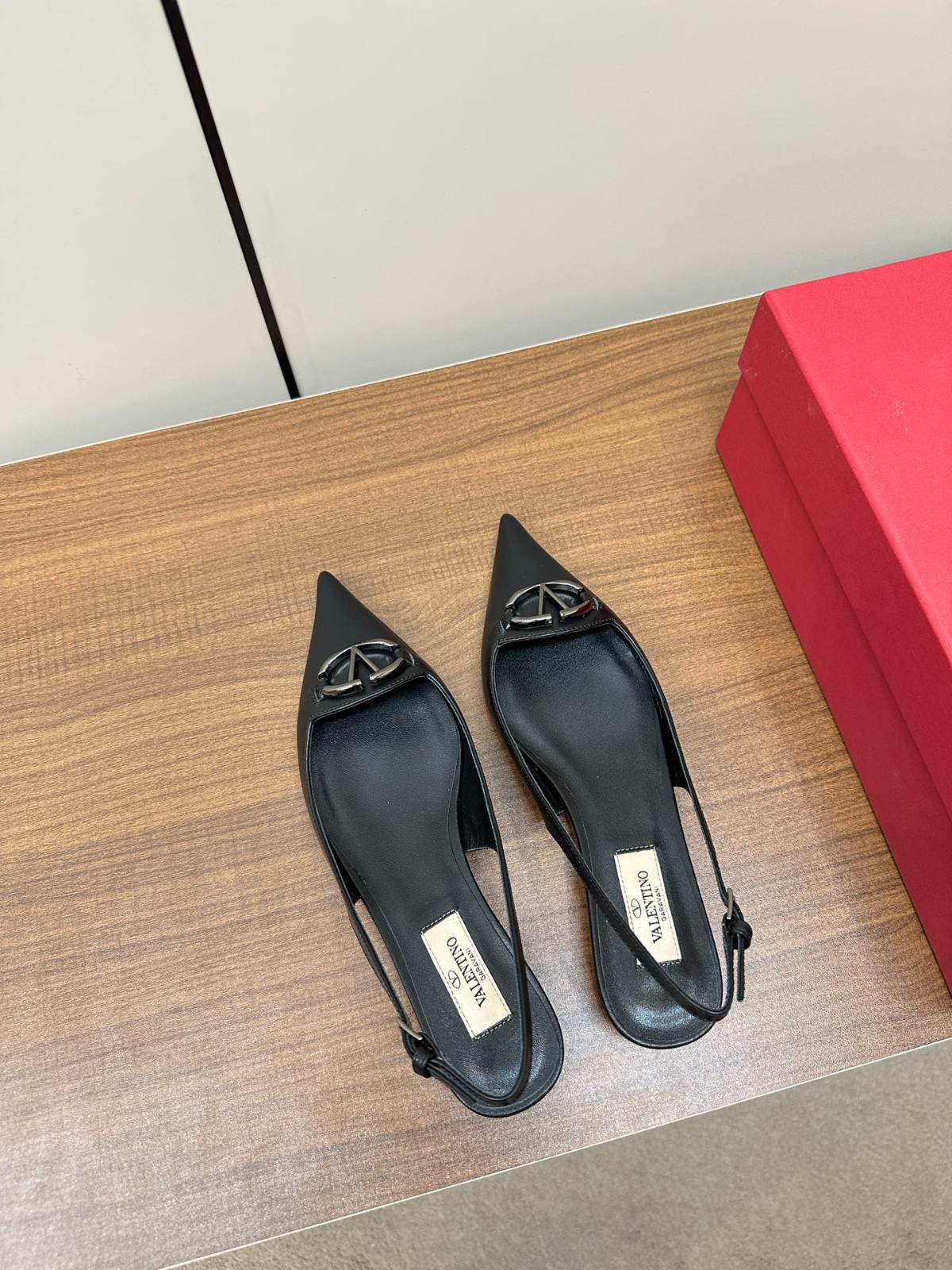 056 41123130 SIZE 35-41