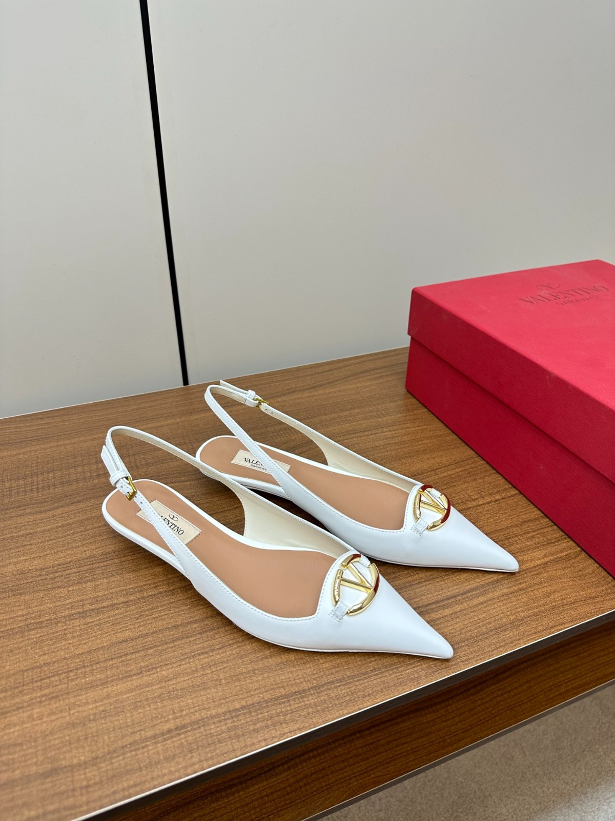 054 41123130 SIZE 35-41