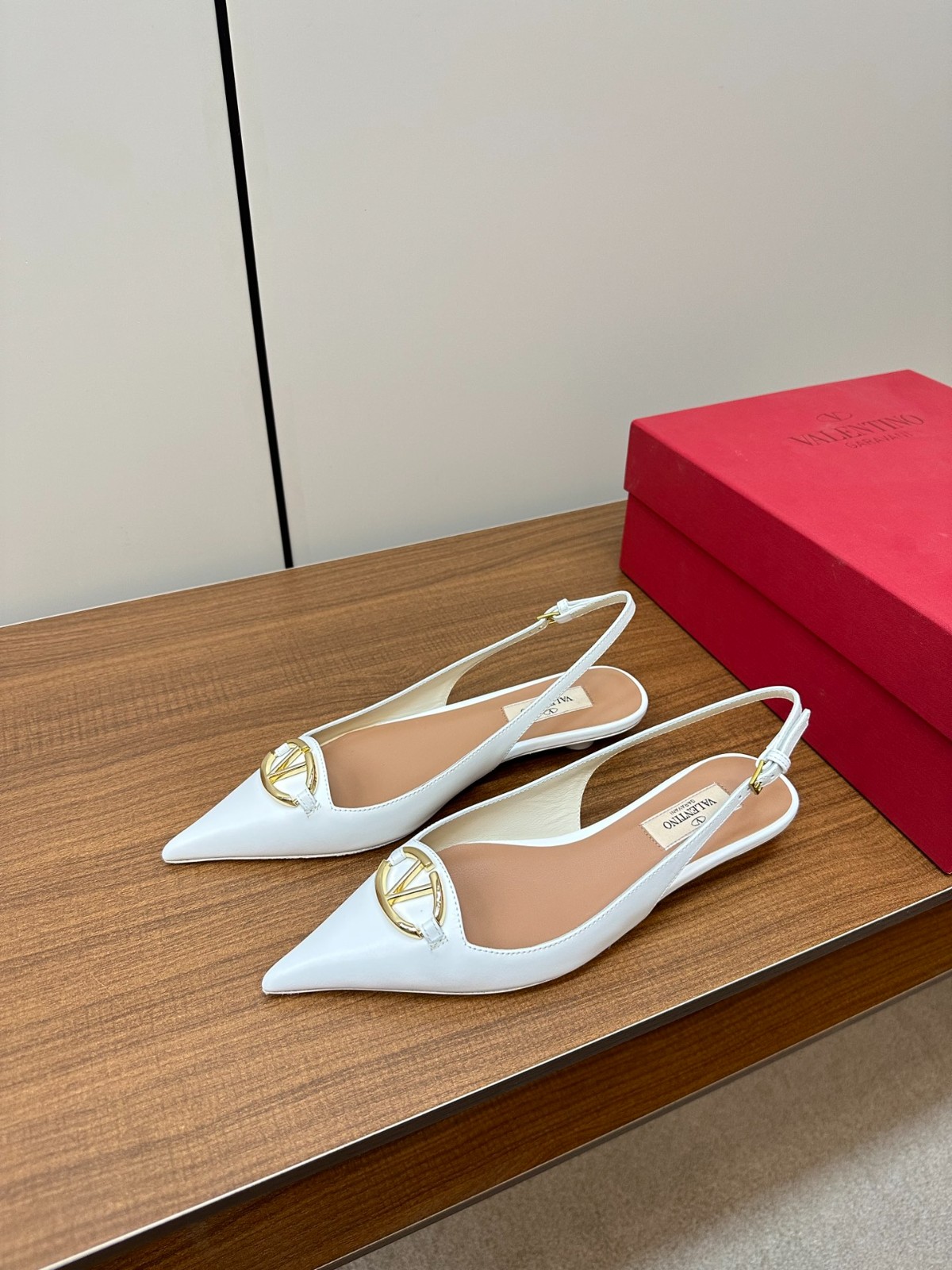054 41123130 SIZE 35-41