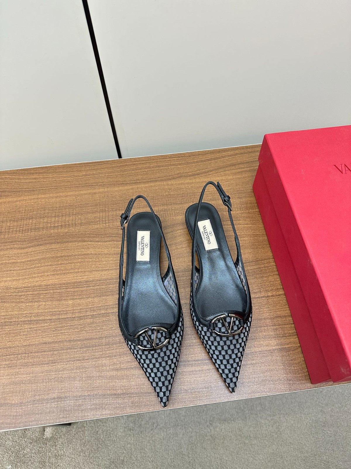 052 41123130 SIZE 35-41