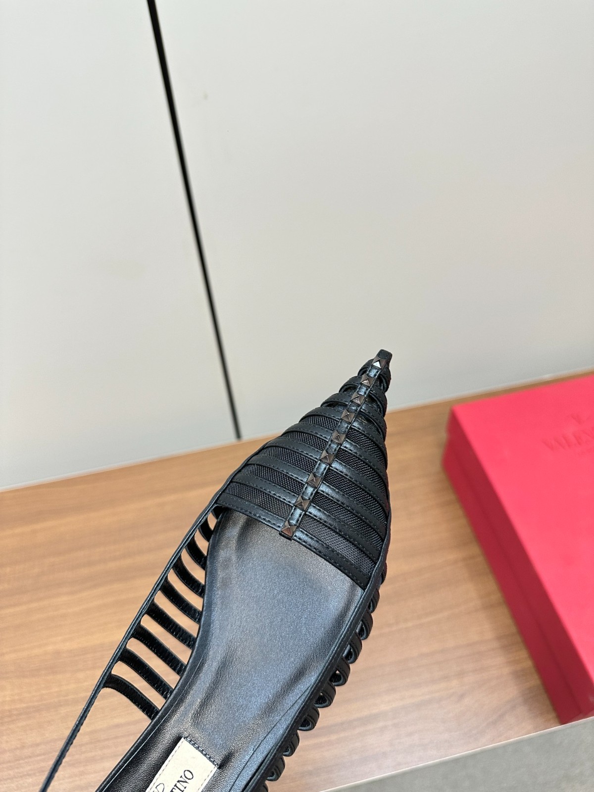 050 40123127 SIZE 35-41