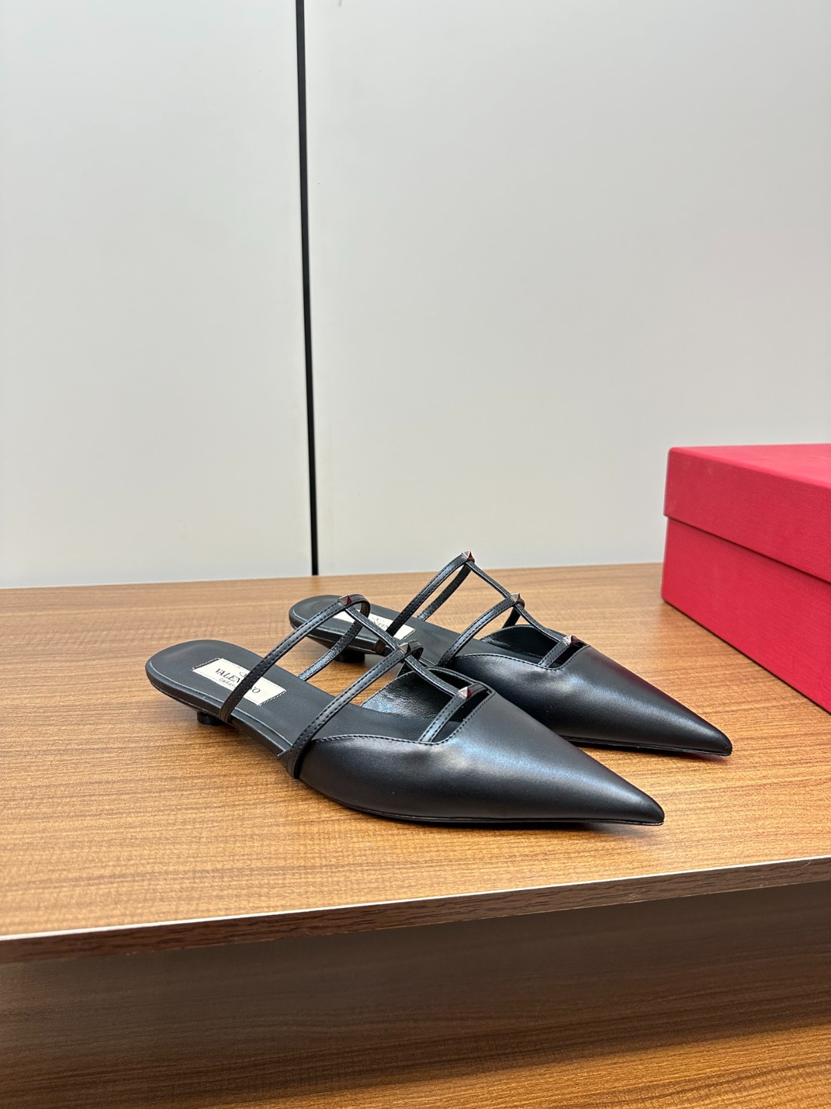 047 41123130 SIZE 35-41